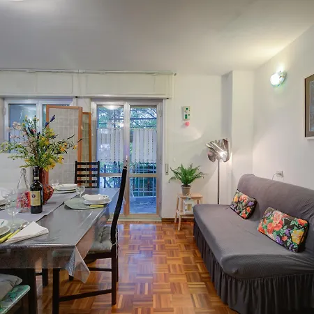 Villa Saturno 23 In The Center